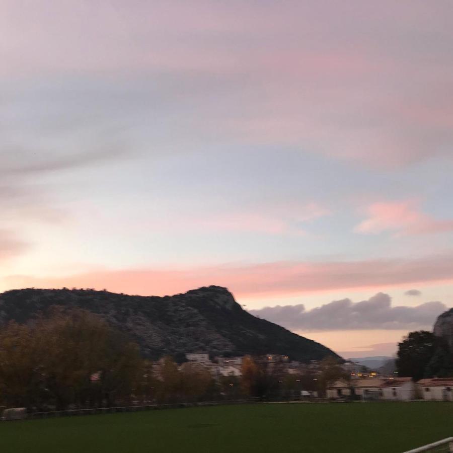 Les Montades Chambres D'Hotes Anduze Luaran gambar